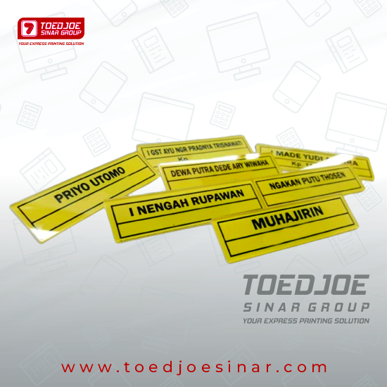 Name Tag (Akrilik Bening) + Resin