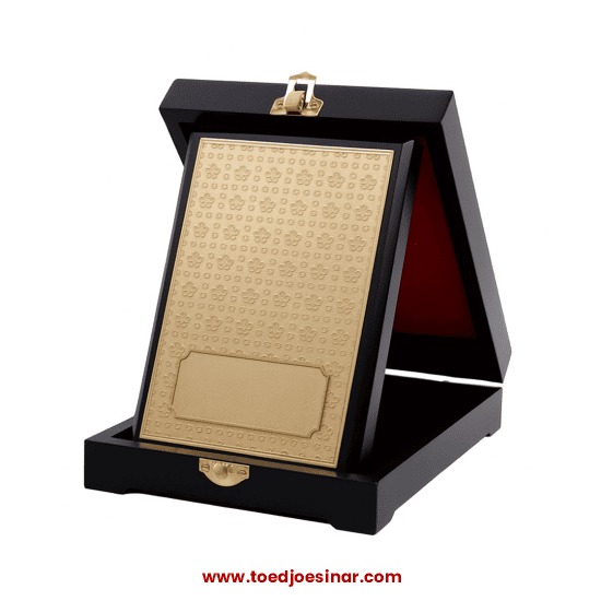 Plakat Kayu Exclusive + Plat (Potrait) 18 x 12